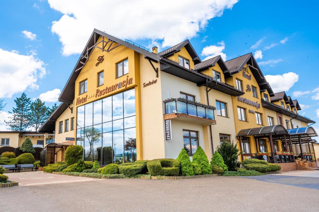 Hotel Szelców Lesko Exterior foto